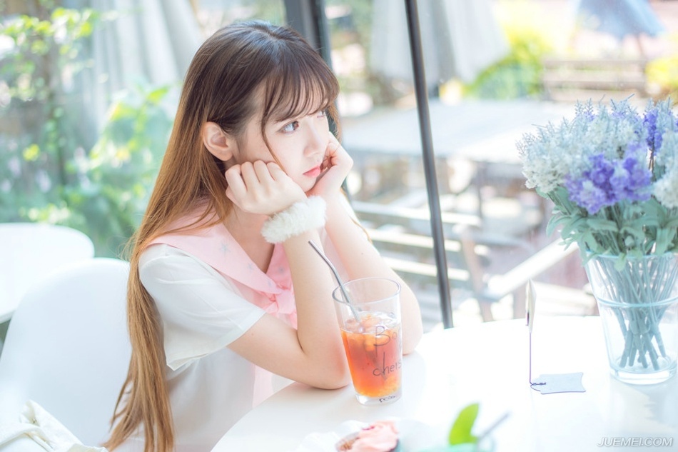 我们有三种朋友：爱我们的，对我们不感兴趣的，还有恨我们的。